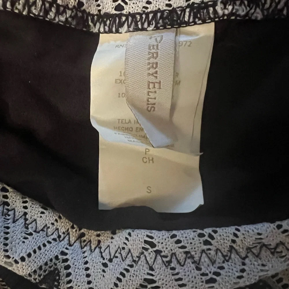 Perry Ellis black and Gray Zig zag Bikini S/M - Picture 6 of 6